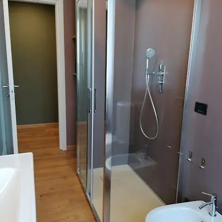 03 Centralissimo Ampio Bilocale Con Garage Appartement