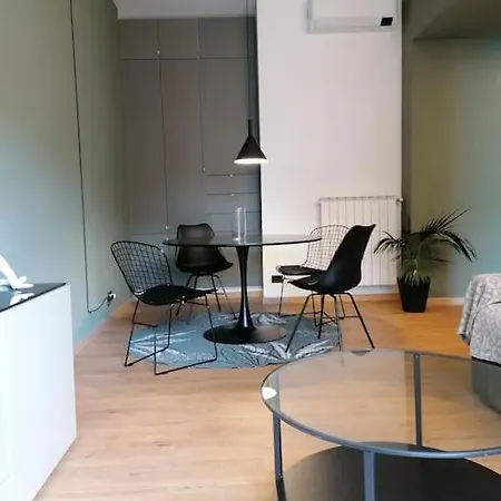 Appartement 03 Centralissimo Ampio Bilocale Con Garage *