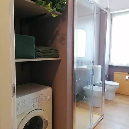 03 Centralissimo Ampio Bilocale Con Garage Arona