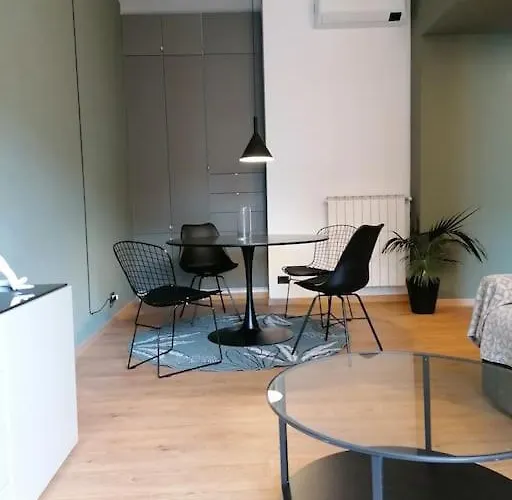 Apartament 03 Centralissimo Ampio Bilocale Con Garage *