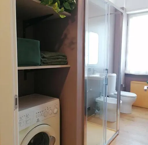 03 Centralissimo Ampio Bilocale Con Garage Arona