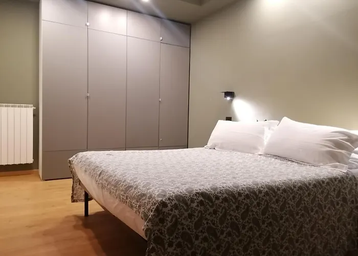 03 Centralissimo Ampio Bilocale Con Garage Arona